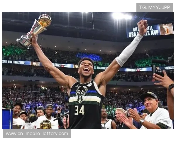 字母哥带领雄鹿勇夺MVP荣耀成就历史地位全新篇章